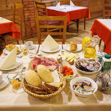 Mobile House Vegov Hram Hotel Dol pri Ljubljani Buitenkant foto