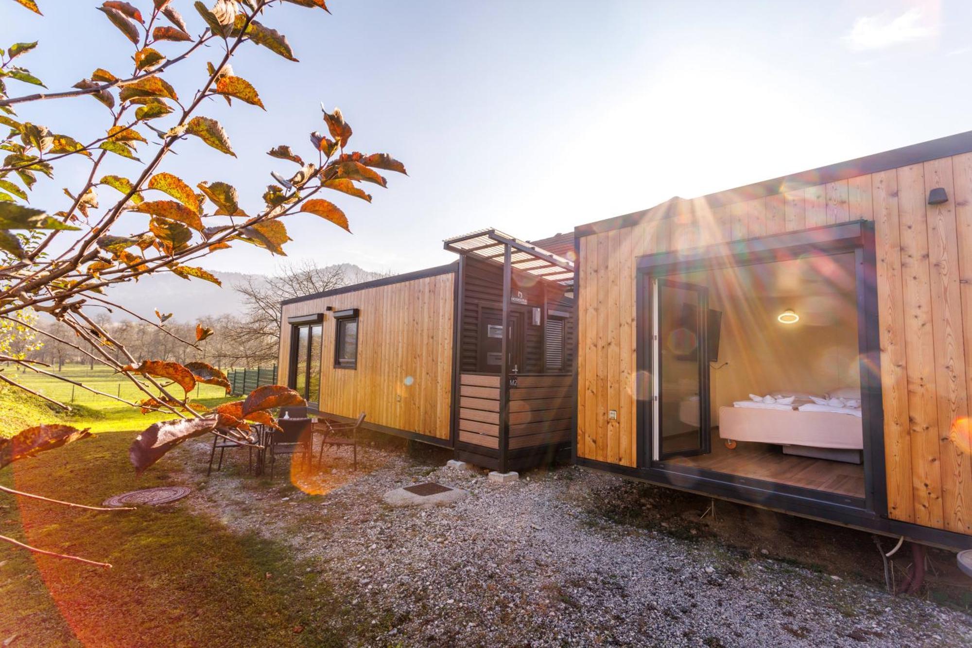 Mobile House Vegov Hram Hotel Dol pri Ljubljani Buitenkant foto