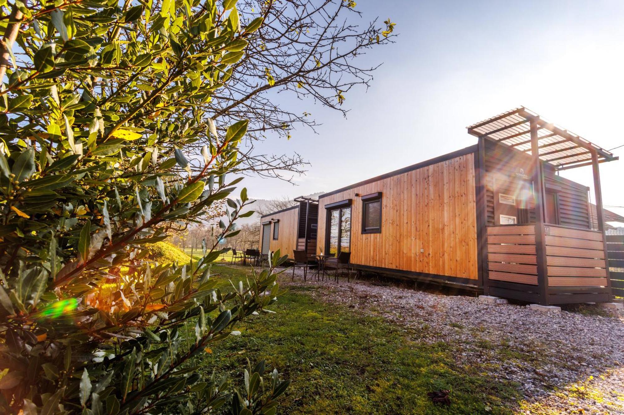 Mobile House Vegov Hram Hotel Dol pri Ljubljani Buitenkant foto